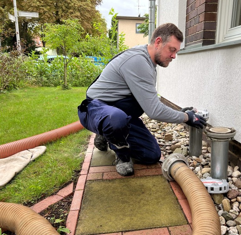 Pellets liefern mit Know-how und Gefühl